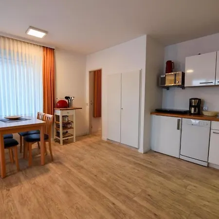 Nw 27 Mit Balkon Apartment *